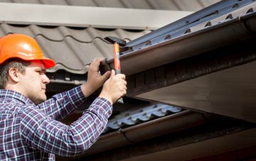 gutter repair Eagle Barnsdale, Lincolnshire